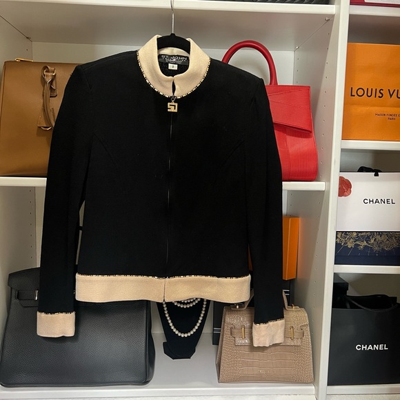 St. John collection jacket. Made in USA - Picture 3 of 7